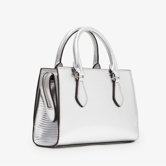 SOLD‼️Michael Kors Lizard Embossed Small Sheila
Satchel / Crossbody - Picture 8 of 9